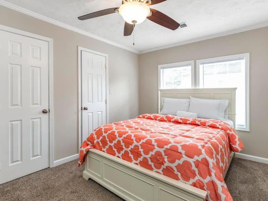 Gorgeous East Village Home Near Downtown Sleeps 12 5 Bedrooms Coffee Bbq Ac Parking Atlanta Exterior photo
